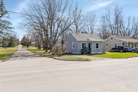 65 W Elmwood, Leonard, MI 48367 photo 5