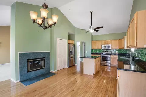 Kitchen - 47672 Vista Cir, Canton, MI 48188 photo 2 of 7