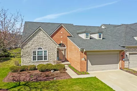 Exterior - 47672 Vista Cir, Canton, MI 48188 photo 3 of 9