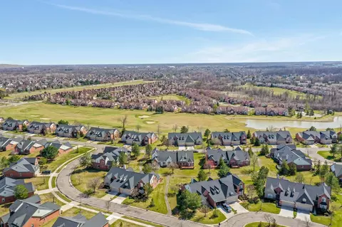 View/Area - 47672 Vista Cir, Canton, MI 48188 photo 6 of 7