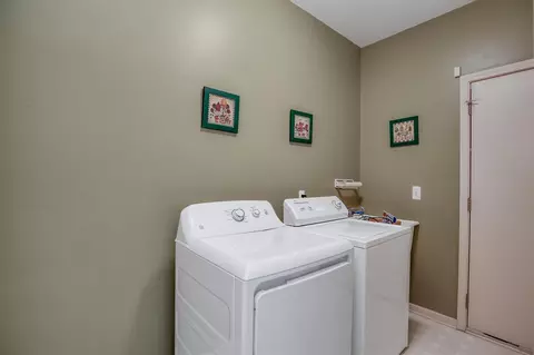 Other - 47672 Vista Cir, Canton, MI 48188 photo 4 of 9