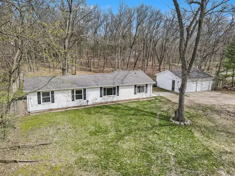 7112 W N, Kalamazoo, MI 49009