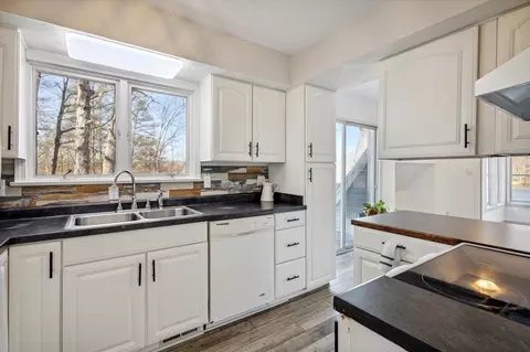 Kitchen - 466 Swains Lk, Concord, MI 49237 photo 1 of 5