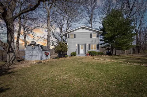 466 Swains Lk, Concord, MI 49237