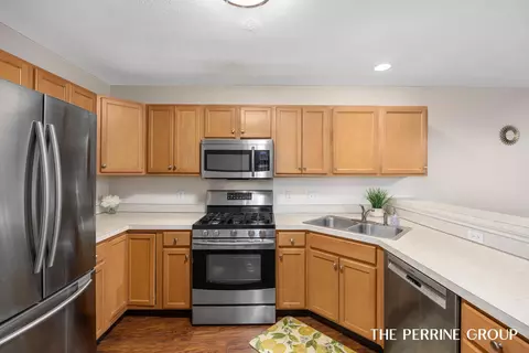 5374 Abbey Ml, Ada, MI 49301 photo 8