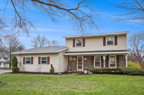 3824 Meadowood, Grandville, MI 49418