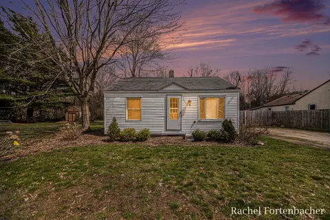 1580 Center, Muskegon, MI 49442
