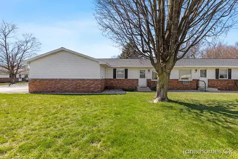 3319 Division, Grandville, MI 49418