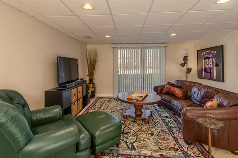 Living - 2737 Hogan Way #3, Canton, MI 48188 photo 4 of 4