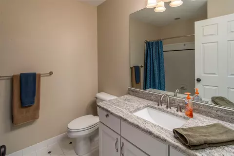 Bath - 2737 Hogan Way #3, Canton, MI 48188 photo 4 of 6