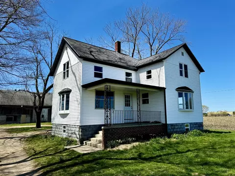7960 Hollywood, Baroda, MI 49101