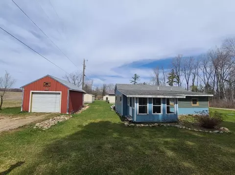 11044 Hahn Park, Evart, MI 49631