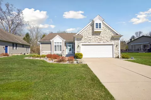 1860 Creek, Haslett, MI 48840
