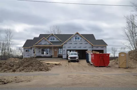 14468 Quincy, Holland, MI 49424