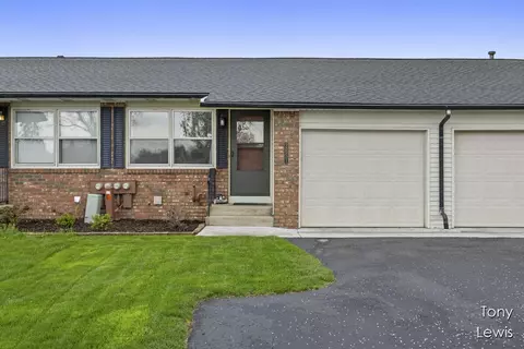2851 Porter, Grandville, MI 49418