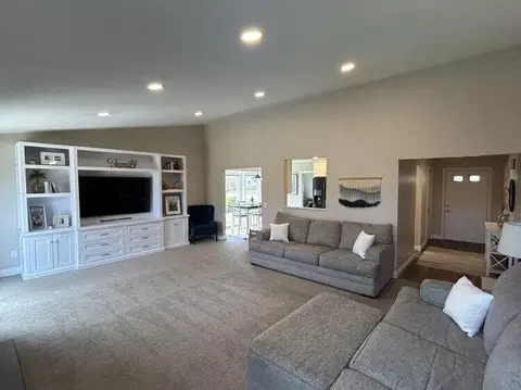 46890 Gadwall, Macomb, MI 48044 photo 6