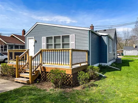 Exterior - 513 N 15th, Niles, MI 49120 photo 12 of 14