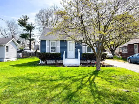Exterior - 513 N 15th, Niles, MI 49120 photo 2 of 14