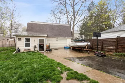 329 N Liberty, Marshall, MI 49068 photo 8