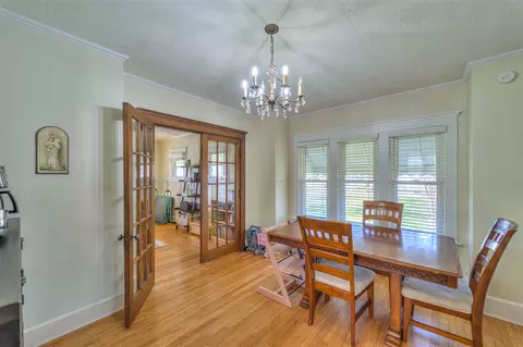 Dining - 770 Audubon, Jackson, MI 49203 photo 2 of 2