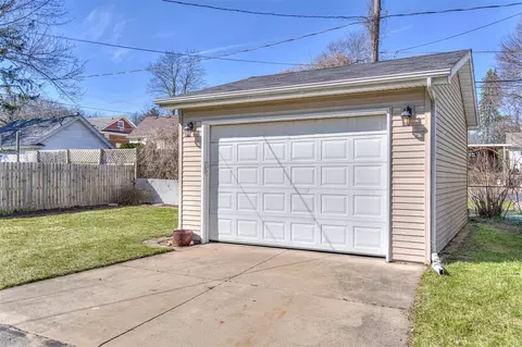 Exterior - 770 Audubon, Jackson, MI 49203 photo 8 of 12