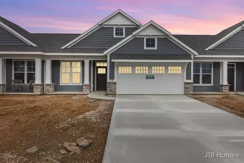 3751 Leenheer #5, Grandville, MI 49418