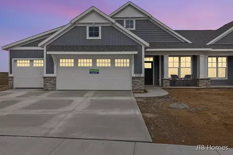 3745 Leenheer #6, Grandville, MI 49418