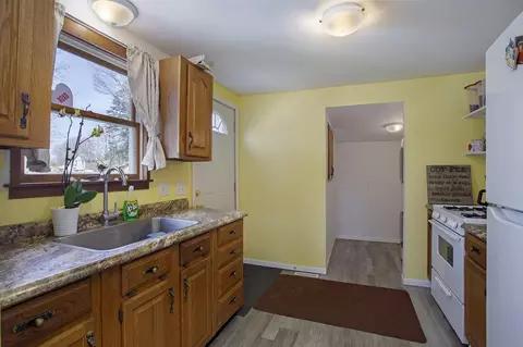 245 E Woodland, Marcellus, MI 49067 photo 10