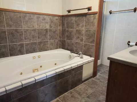 Bath - 8290 E 4th, White Cloud, MI 49349 photo 3 of 5