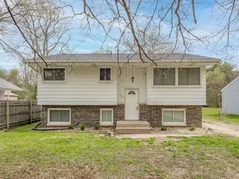 1516 Nazareth, Kalamazoo, MI 49048