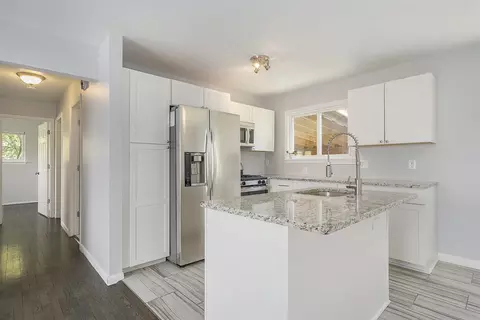 962 N Ann Arbor, Saline, MI 48176 photo 6