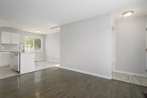 962 N Ann Arbor, Saline, MI 48176 photo 4