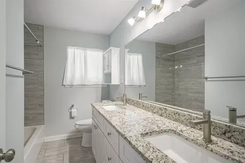 962 N Ann Arbor, Saline, MI 48176 photo 12