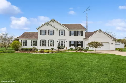 31401 Middle Xing, Dowagiac, MI 49047