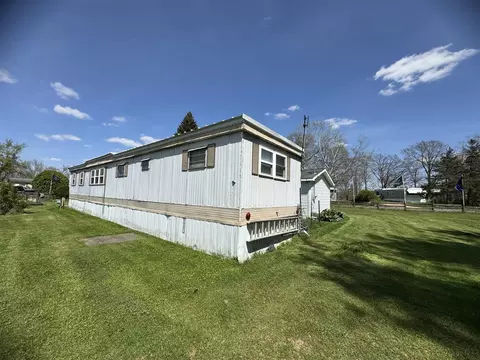 Exterior - 9557 Stetler, Jackson, MI 49201 photo 6 of 7