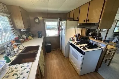 Kitchen - 9557 Stetler, Jackson, MI 49201 photo 1 of 1