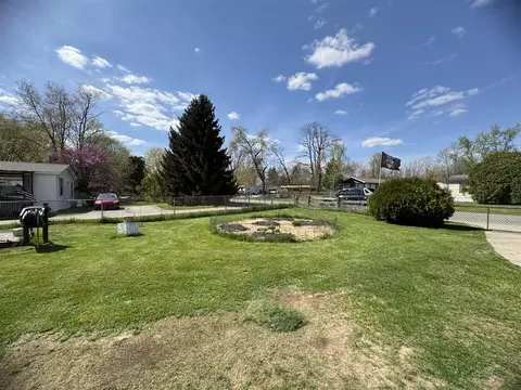 Exterior - 9557 Stetler, Jackson, MI 49201 photo 5 of 7