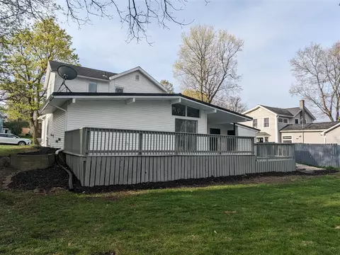 128 Summit, Ionia, MI 48846 photo 2