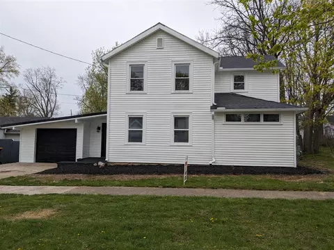 128 Summit, Ionia, MI 48846