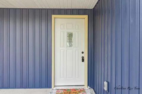 Exterior - 420 S Second, Edmore, MI 48829 photo 5 of 14