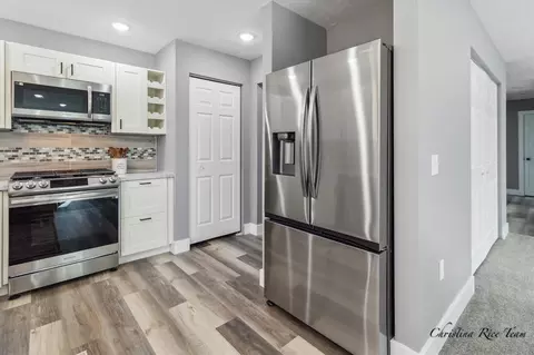 Kitchen - 420 S Second, Edmore, MI 48829 photo 3 of 6