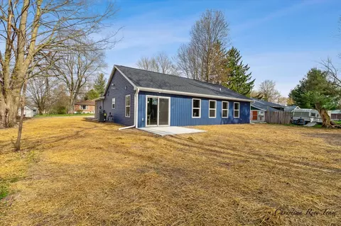 Exterior - 420 S Second, Edmore, MI 48829 photo 13 of 14