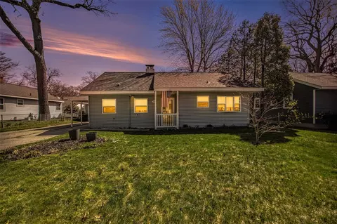 818 West, Muskegon, MI 49442