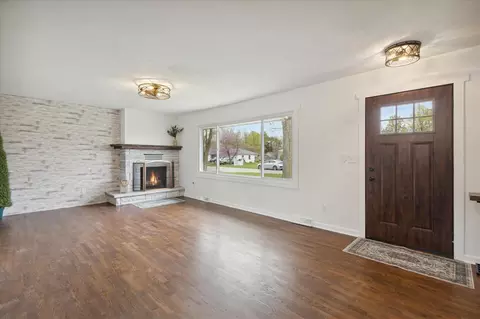 Living - 16544 Kellogg, Three Rivers, MI 49093 photo 1 of 2