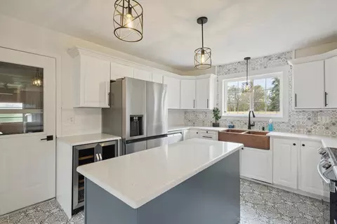 Kitchen - 16544 Kellogg, Three Rivers, MI 49093 photo 2 of 3