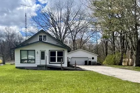 139 N Mill Iron, Muskegon, MI 49442
