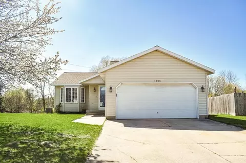 1838 Crosswinds, Kentwood, MI 49508
