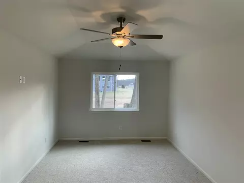 1599 Nicholas, Adrian, MI 49221 photo 13