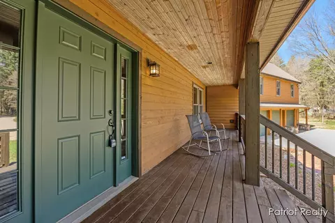 Exterior - 1516 Gardner, Newaygo, MI 49337 photo 6 of 21