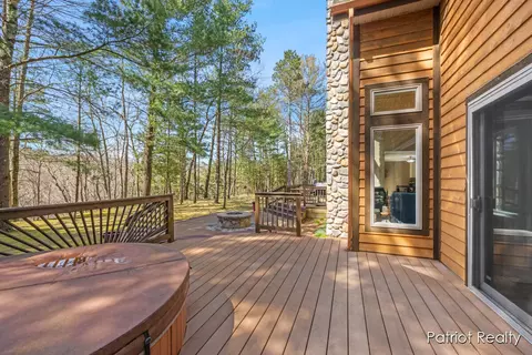 Exterior - 1516 Gardner, Newaygo, MI 49337 photo 9 of 21